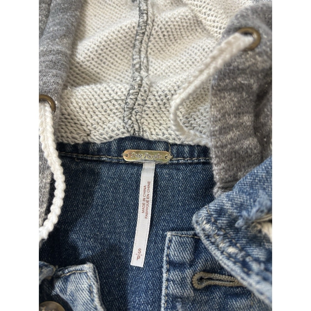 Free People Throwback Denim Jean Hoodie Jacket Sweatshirt 🌎 Women's  Small - Picture 3 of 6